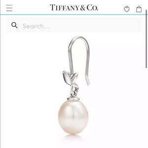Tiffany & Co. Olive Leaf Pearl Earrings By Paloma Picasso
